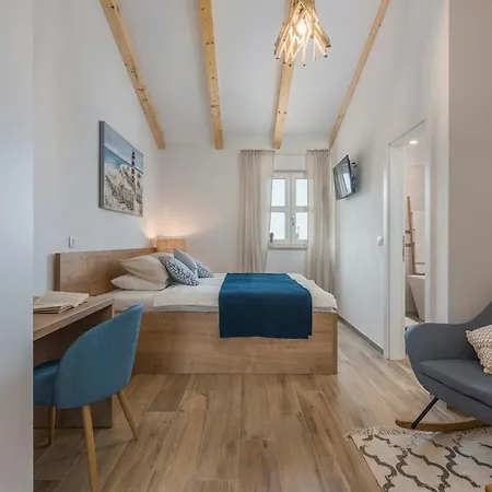 Villa Terra Magica Heated Pool Sauna And Jacuzzi