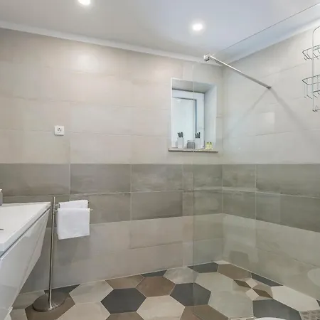 Terra Magica Heated Pool Sauna And Jacuzzi Villa Rapavel