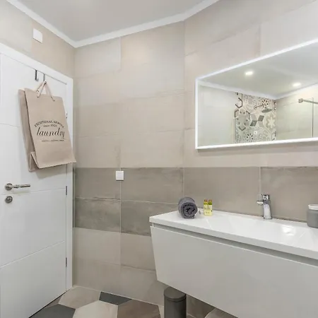 Terra Magica Heated Pool Sauna And Jacuzzi *