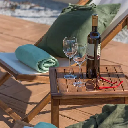 Terra Magica Heated Pool Sauna And Jacuzzi * Rapavel