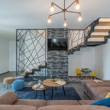 Terra Magica Heated Pool Sauna And Jacuzzi *