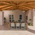 Vila Terra Magica Heated Pool Sauna And Jacuzzi Rapavel