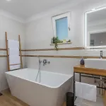 Terra Magica Heated Pool Sauna And Jacuzzi Vila *