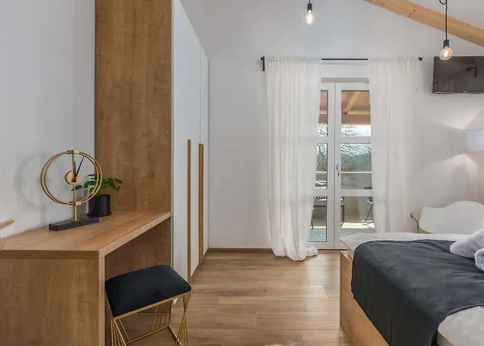 Terra Magica Heated Pool Sauna And Jacuzzi Vila