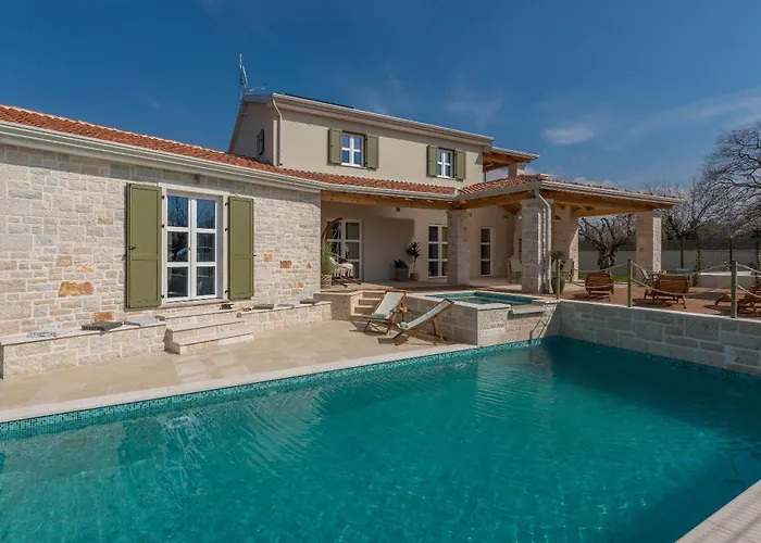 Terra Magica Heated Pool Sauna And Jacuzzi Rapavel